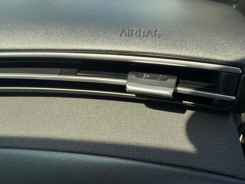Used 2024 Black Hyundai Limited image 17