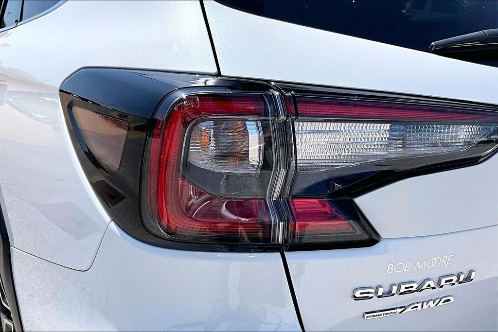 Used 2025 White Subaru Touring XT image 31