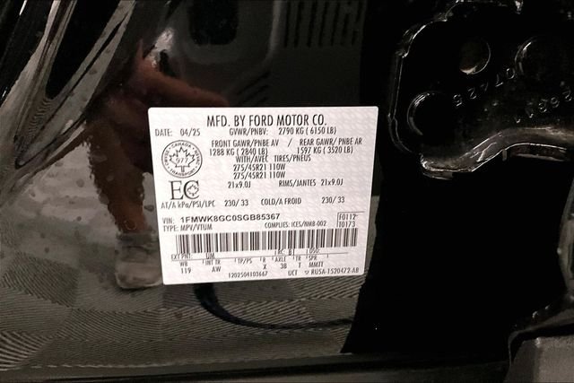 2025 Ford Explorer ST - Photo 42
