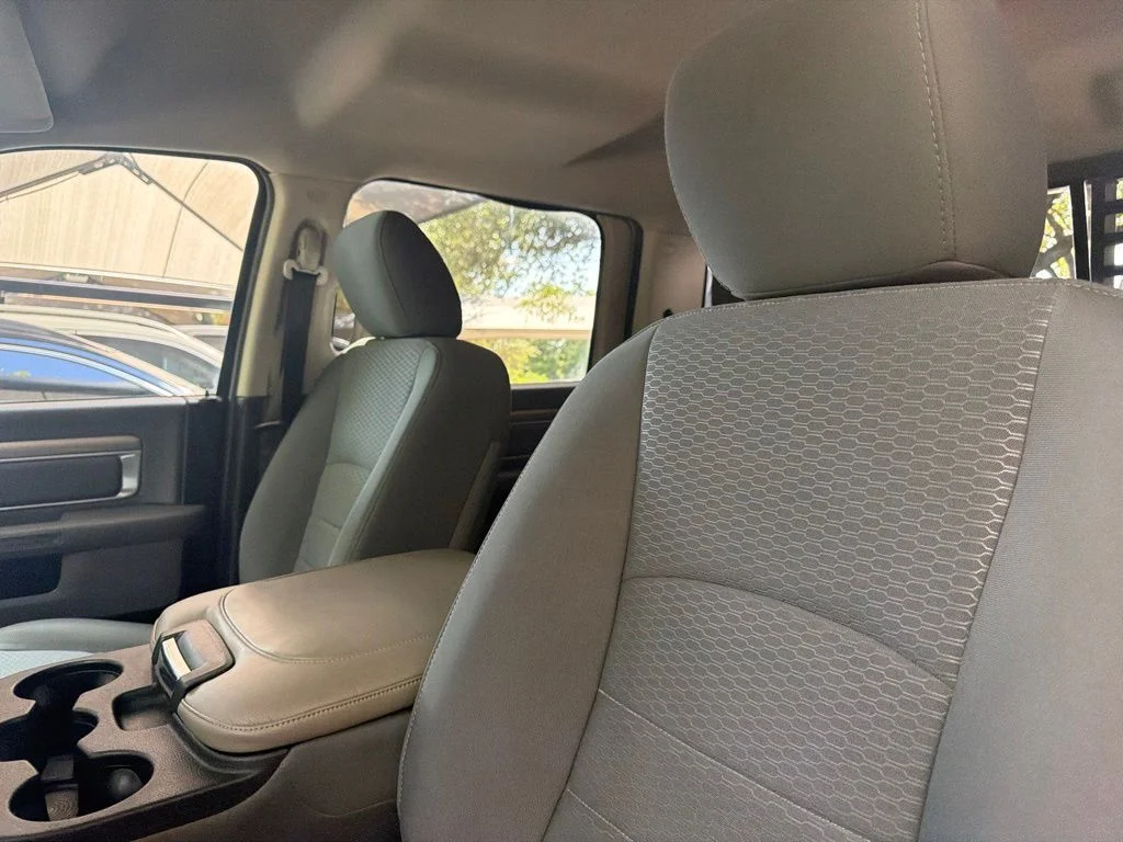 Used 2016 White Ram SLT image 14