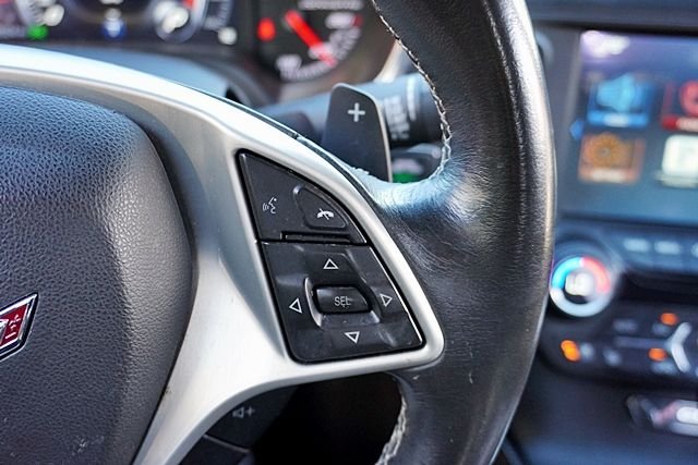 Used 2014 Red Chevrolet Coupe image 36