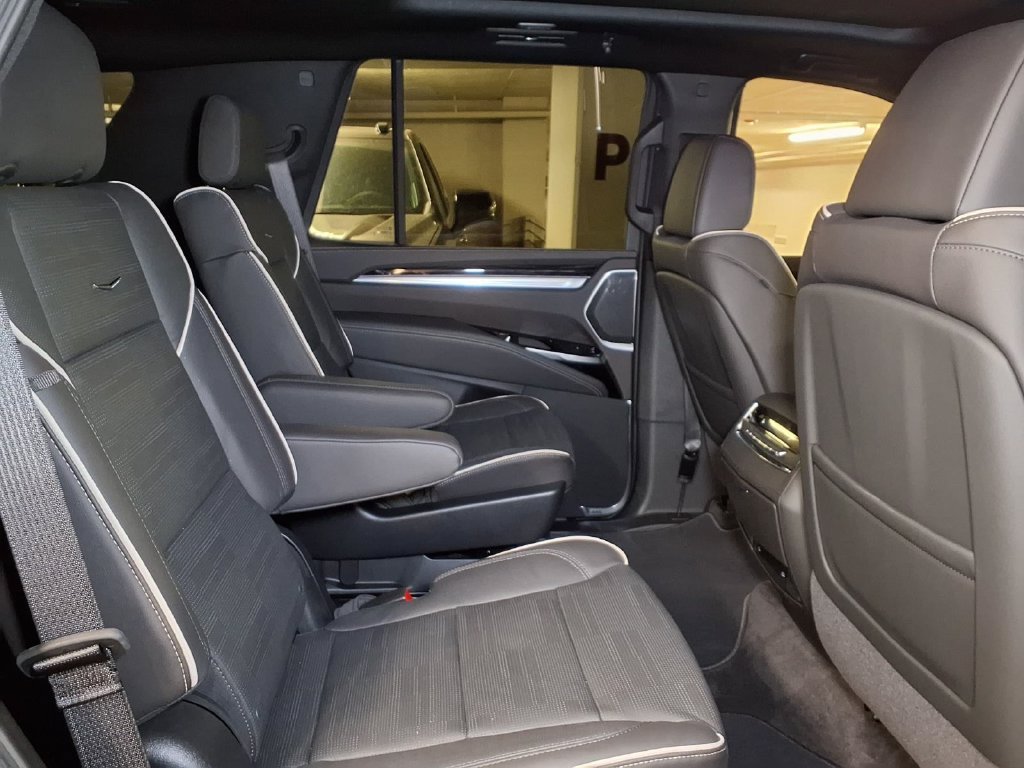 2026 Cadillac Escalade Sport - Photo 7