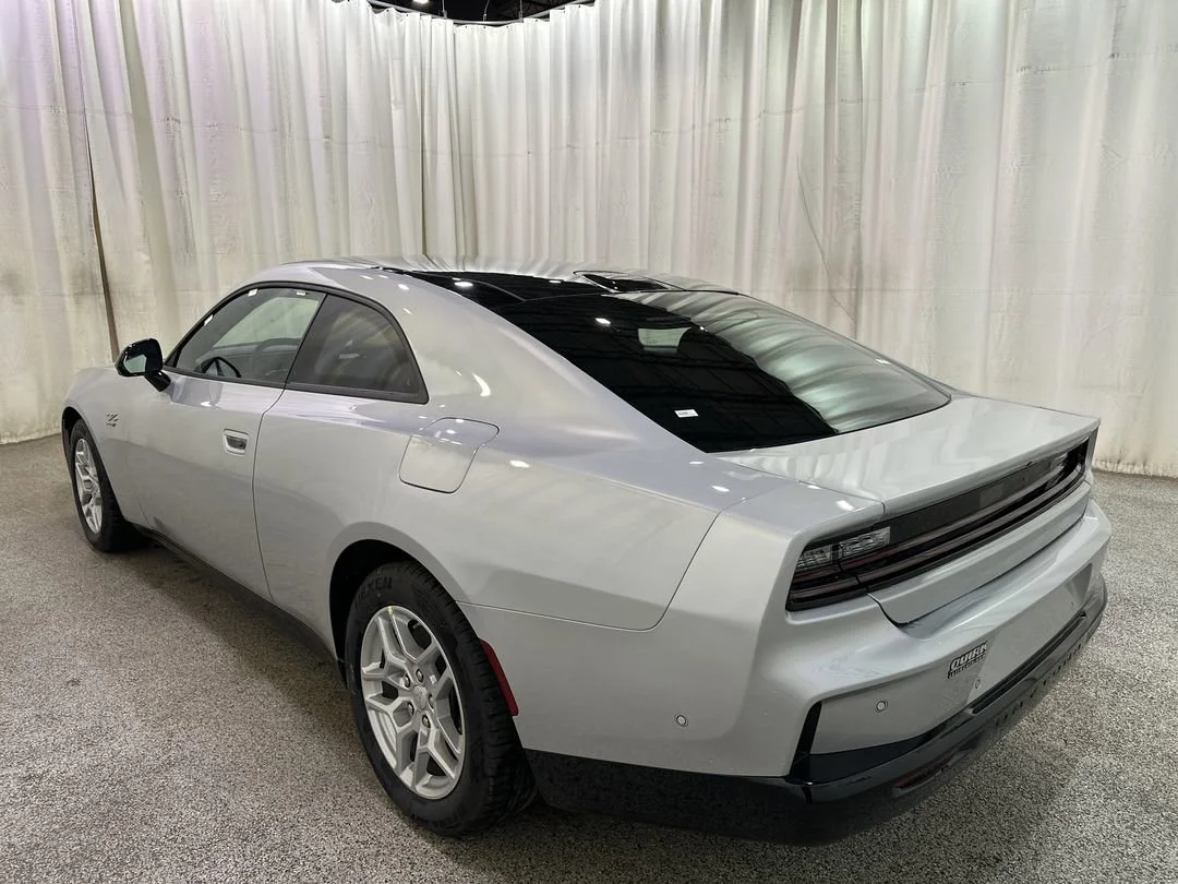2025 Dodge Charger Daytona R/T - Photo 9