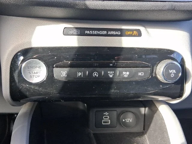 Used 2025 Blue Ford Platinum image 33