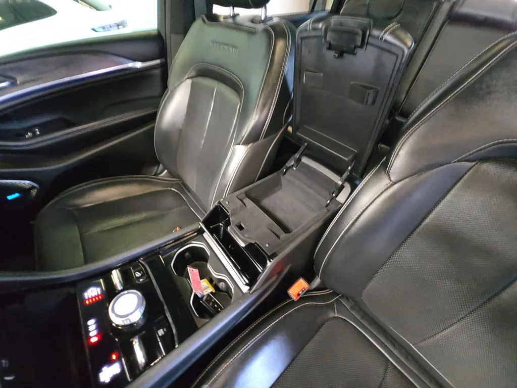 Used 2022 Brown Jeep Overland image 33