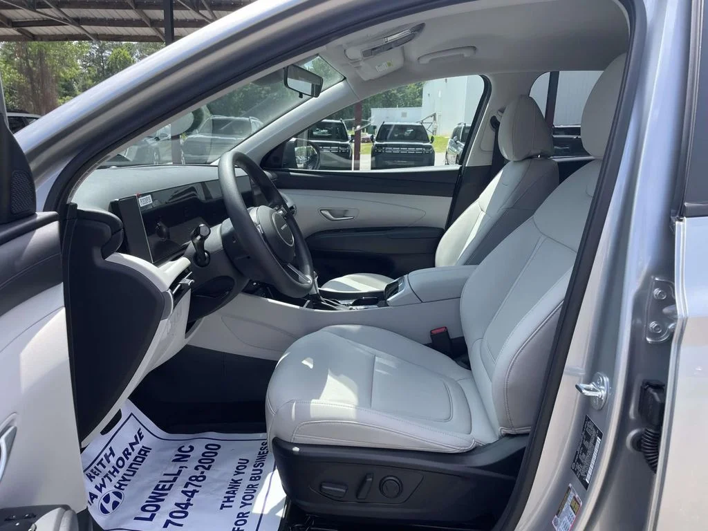 New 2026 Silver Hyundai SEL Plus image 17