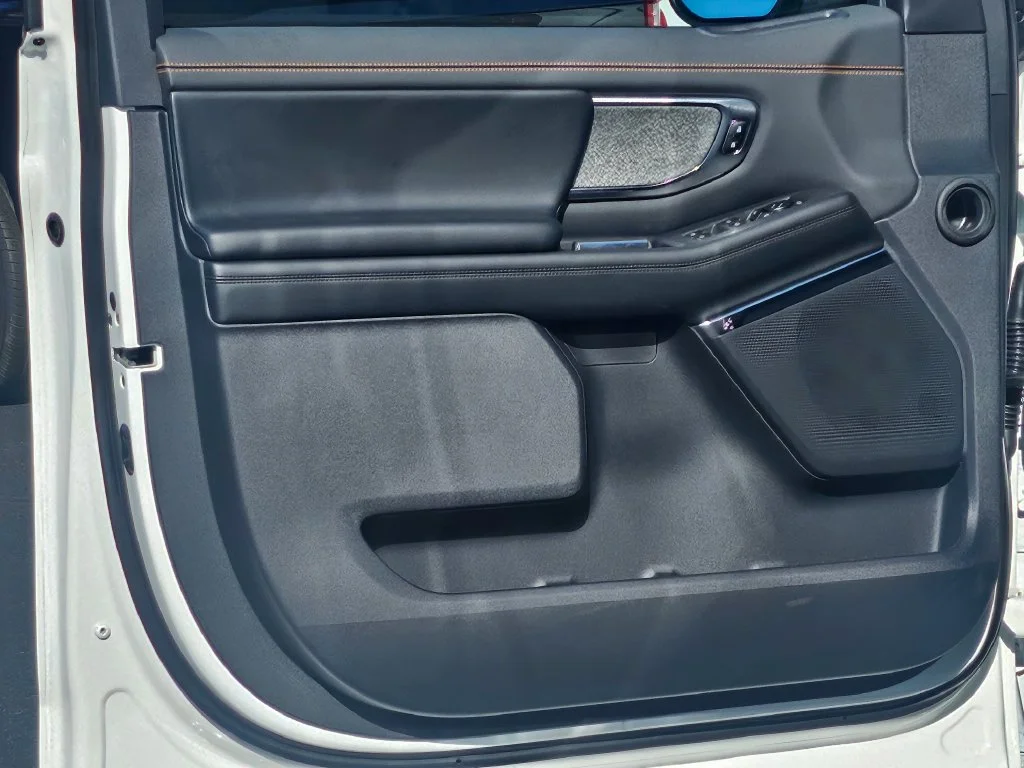 New 2027 Star White Metallic Tri-Coat Ford Tremor® image 38