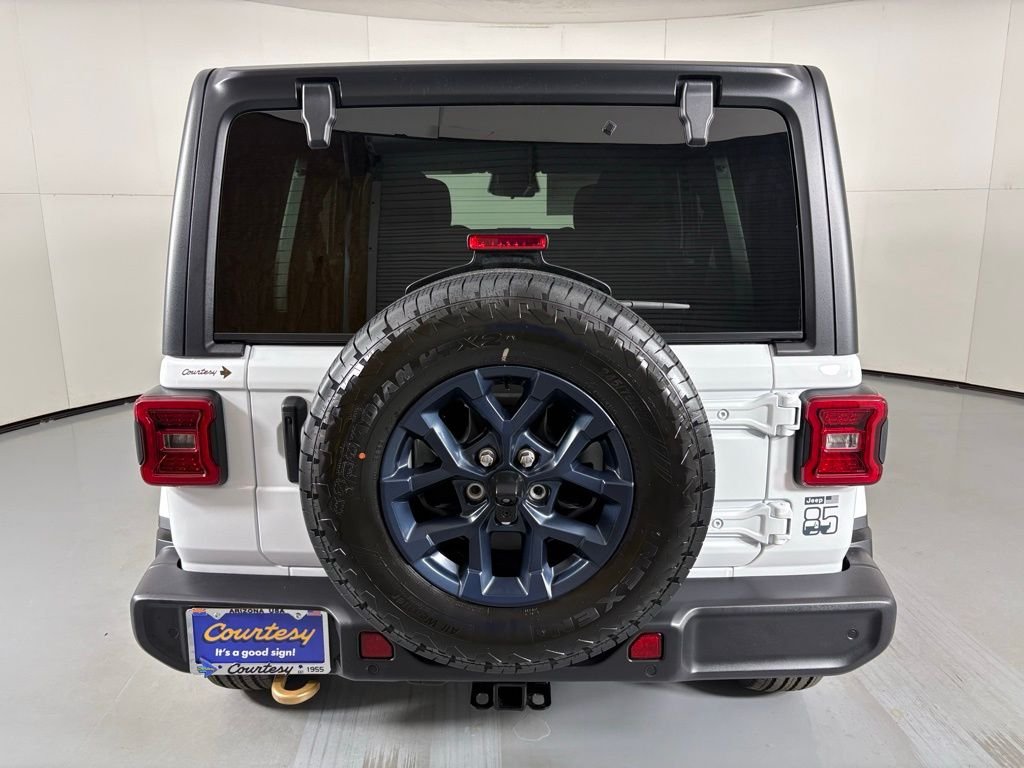 New 2026 Bright White Clear-Coat Exterior Paint Jeep Sport image 7