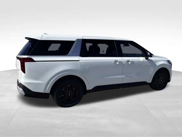 Certified Used 2026 White Kia LXS image 2