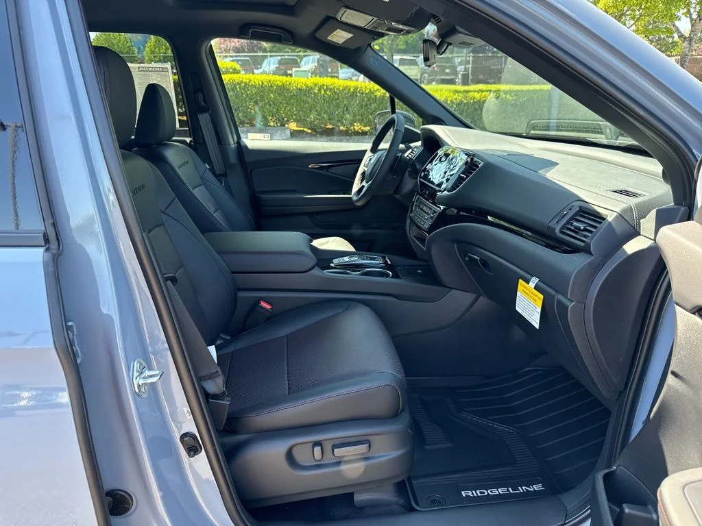 New 2026 Sonic Gray Pearl Honda Black Edition image 23