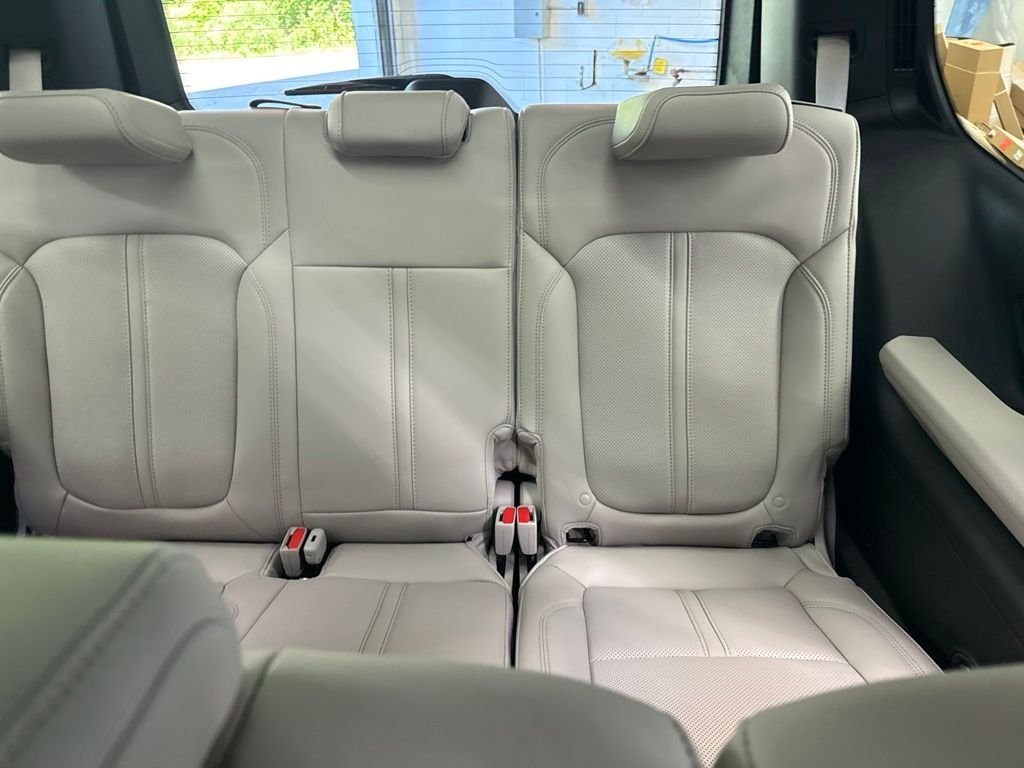 Used 2025 Black Jeep Series III image 20