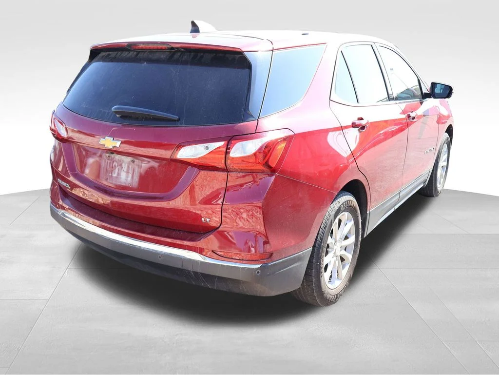 Used 2018 Cajun Red Tintcoat Chevrolet LT image 15