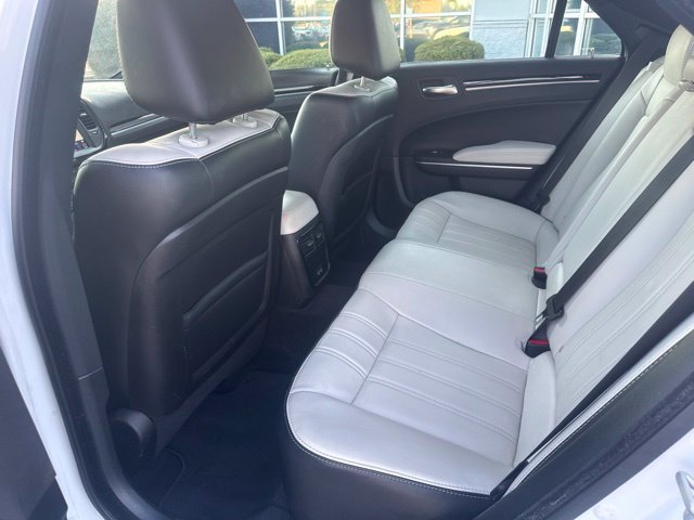Used 2018 White Chrysler S image 19