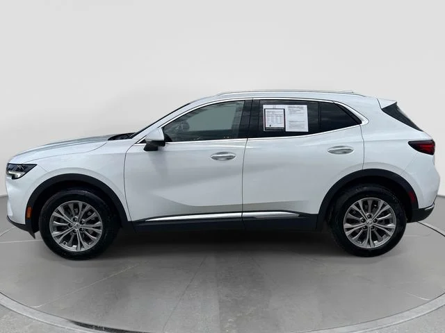 Used 2022 White Buick Preferred image 5