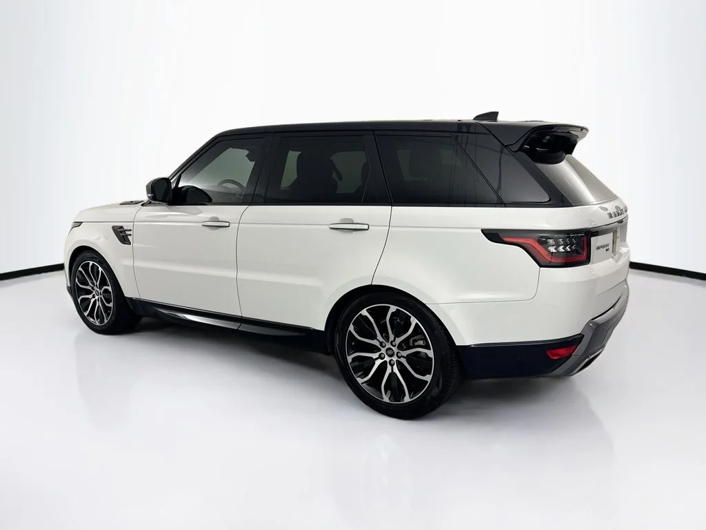 Certified Used 2022 White Land Rover HSE Silver Edition image 7