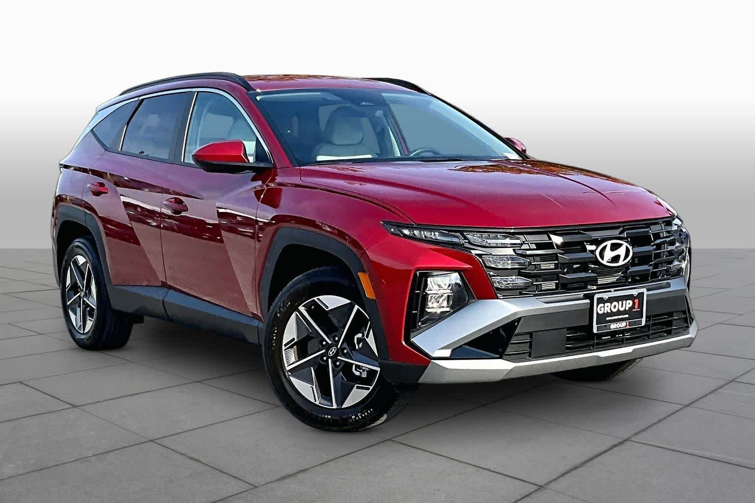 Used 2026 Ultimate Red Hyundai SEL image 3