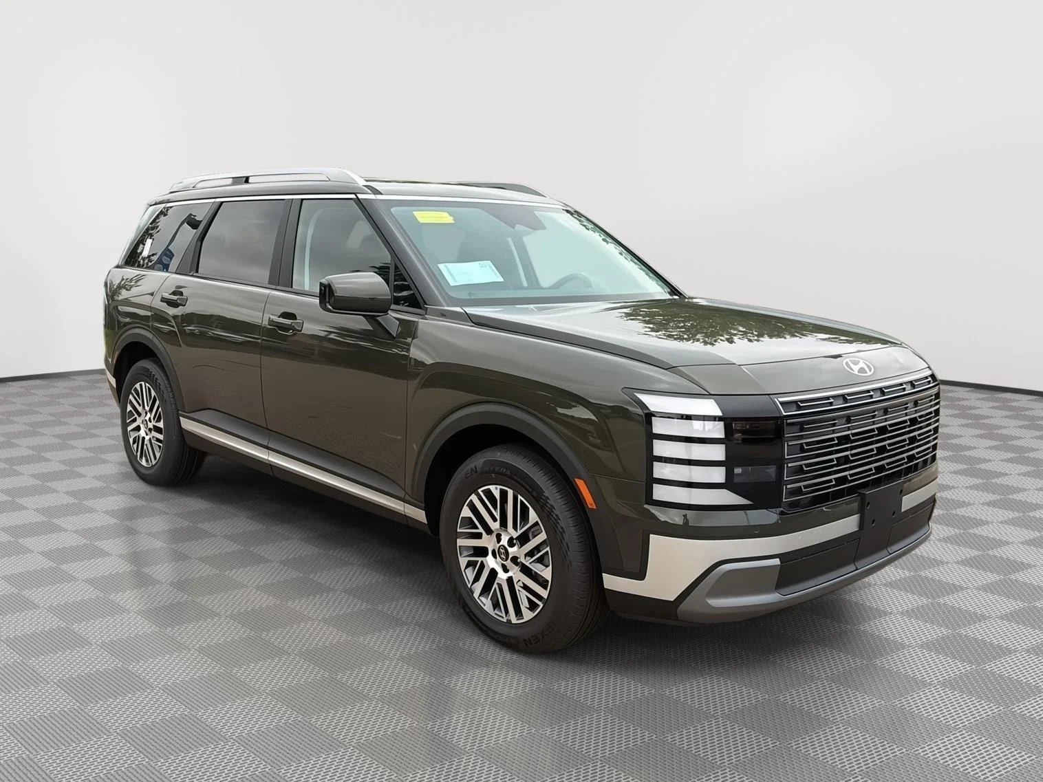 New 2027 Titan Green Pearl Hyundai SEL 7P image 3