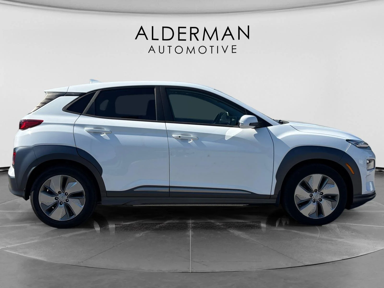 Used 2021 Lunar White Hyundai Ultimate image 6
