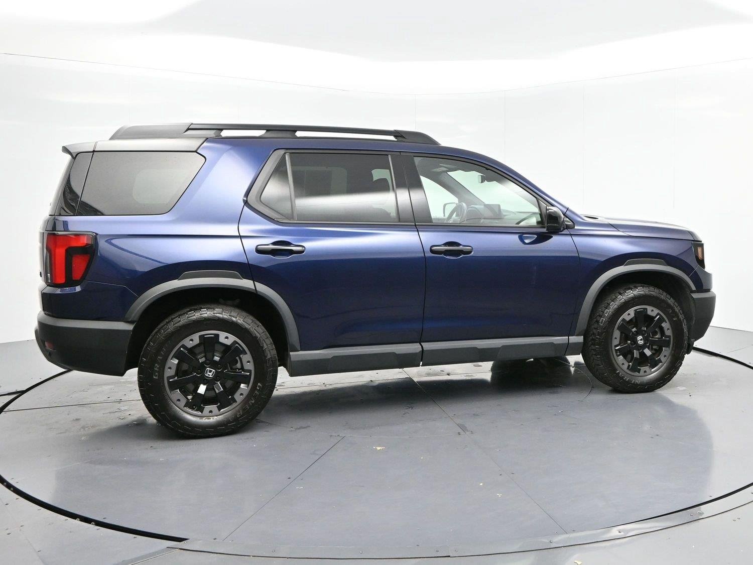 Used 2026 Obsidian Blue Pearl Honda TrailSport Elite image 8
