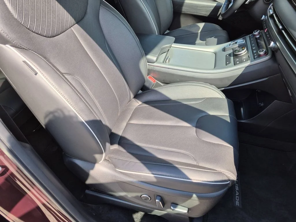 Used 2024 Red Hyundai SEL image 31