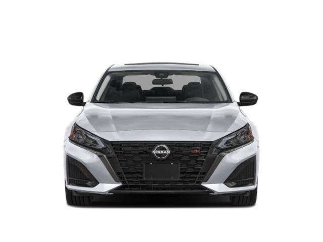 2025 Nissan Altima SR - Photo 7
