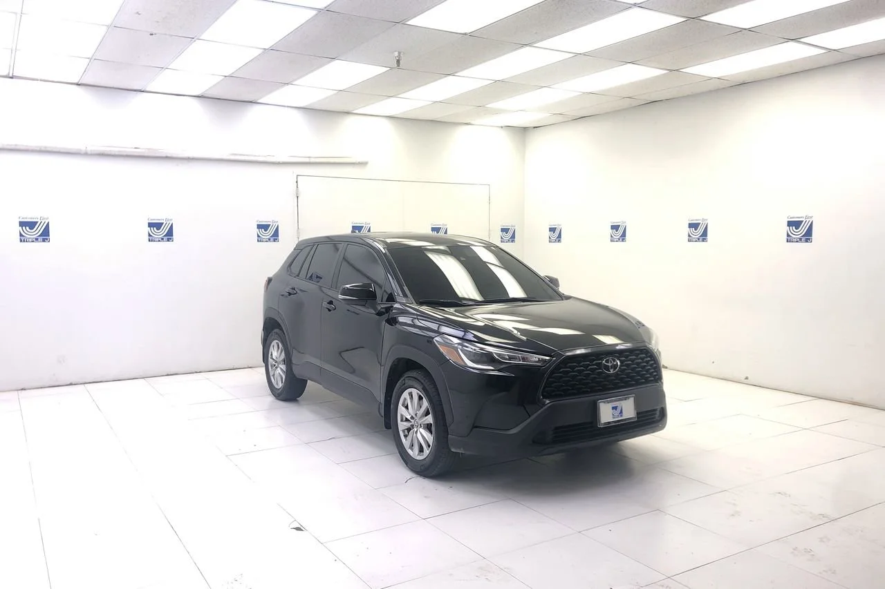 2022 Toyota Corolla Cross LE FWD's photo