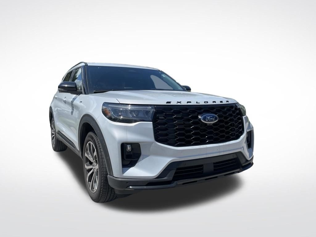 Used 2026 White Ford ST-Line image 2