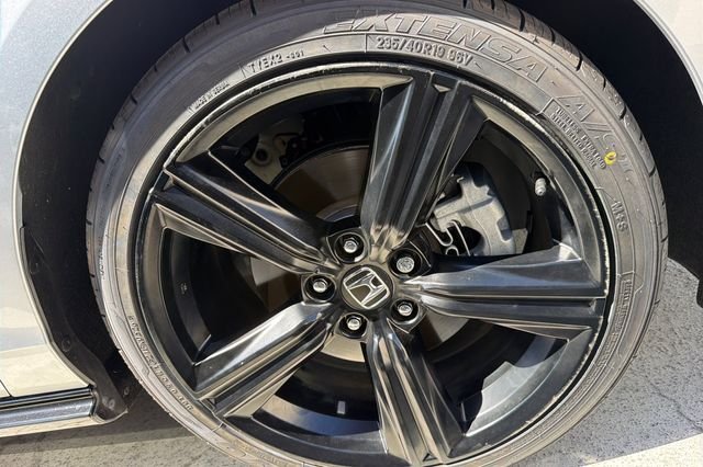 Certified Used 2024 Solar Silver Metallic Honda Sport-L image 5