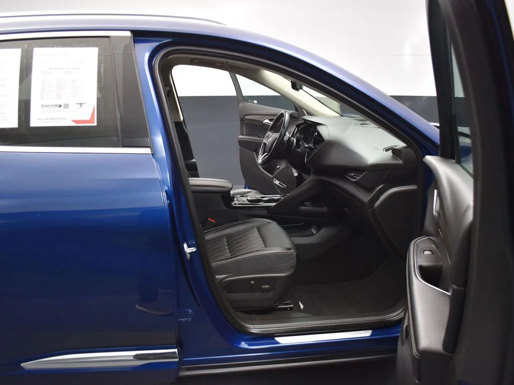 Used 2022 Blue Buick Avenir image 28