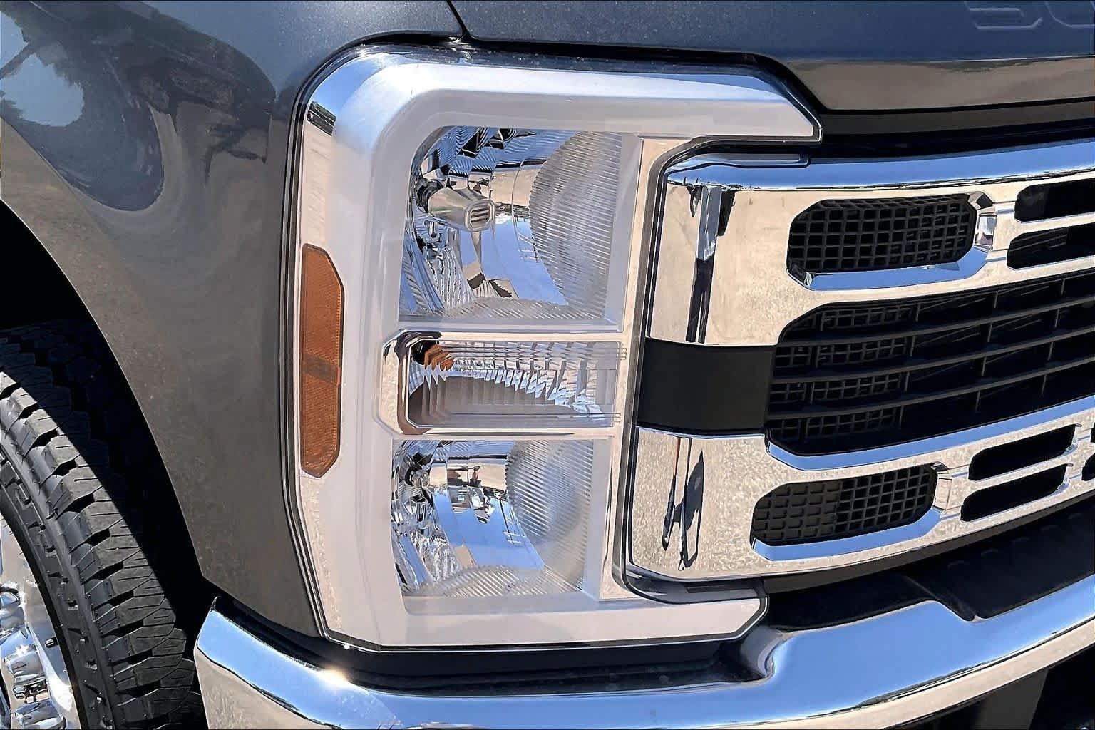 New 2026 Carbonized Gray Metallic Ford F-350® XLT image 13