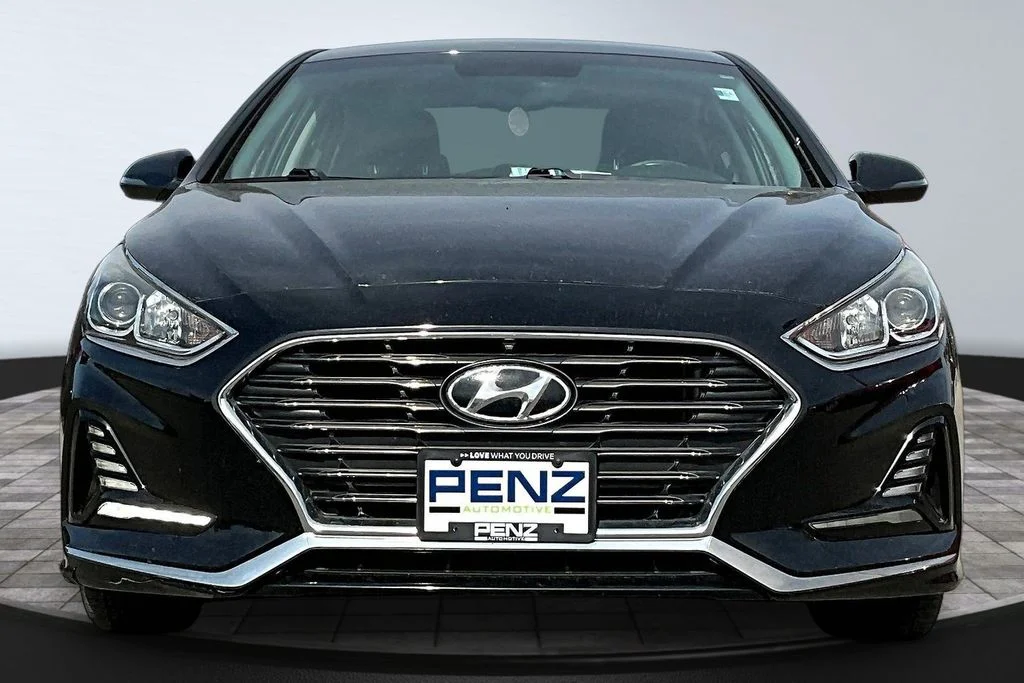 Used 2018 Hyundai Sonata SEL with VIN 5NPE34AFXJH643693 for sale in Rochester, Minnesota