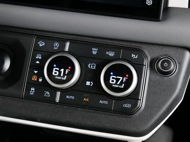 Used 2025 Blue Land Rover S image 16