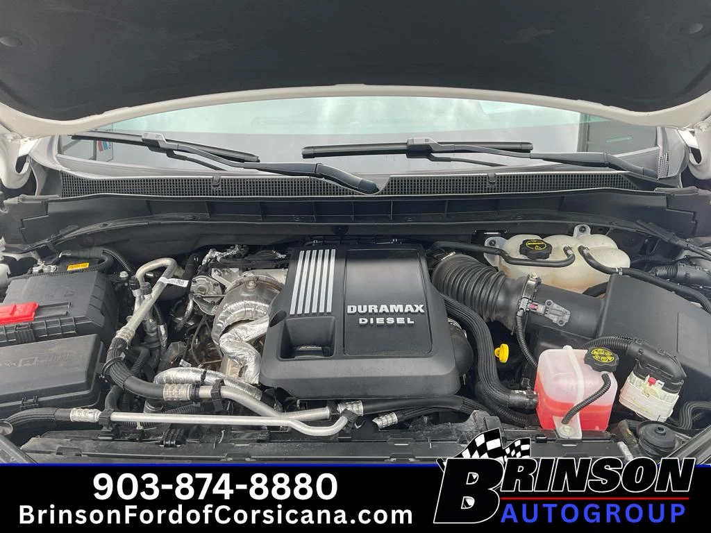 Used 2024 Iridescent Pearl Tricoat Chevrolet High Country image 15