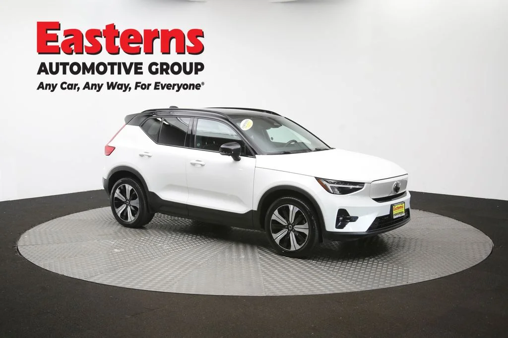Used 2023 White Volvo Twin Plus image 42