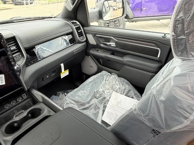 New 2026 Bright White Clear-Coat Exterior Paint RAM Laramie image 15
