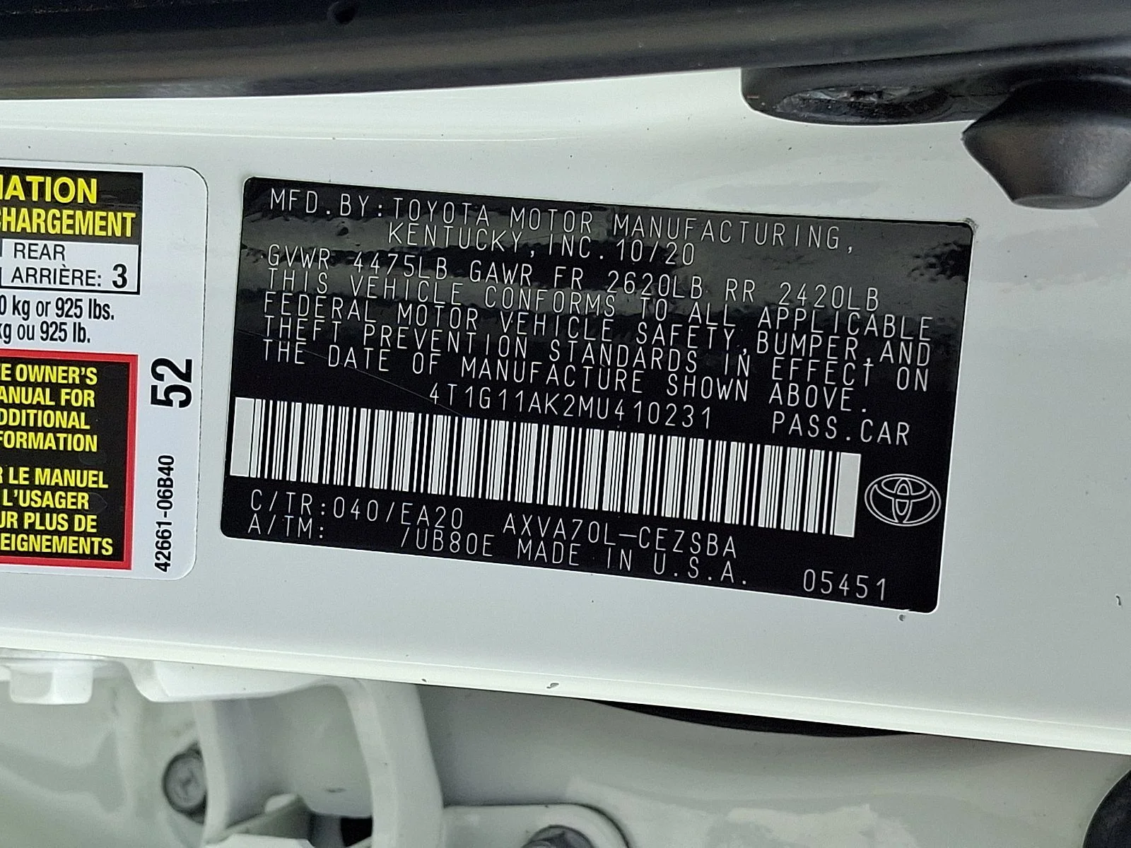 Used 2021 White Toyota SE image 25