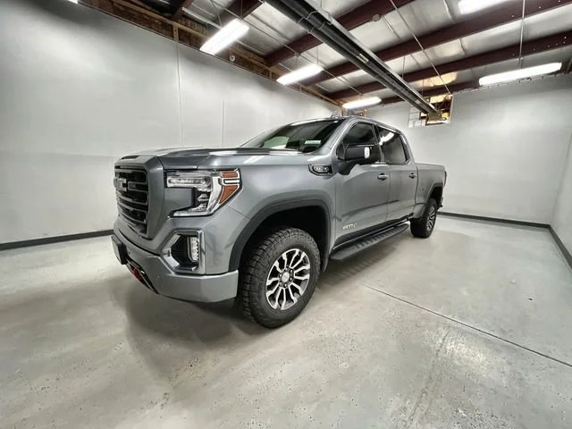 2022 GMC Sierra 4WD Crew Cab Short Box AT4's photo