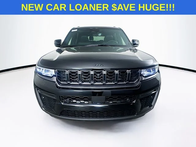 New 2026 Diamond Black Crystal Pearl-Coat Exterior Paint Jeep  image 2