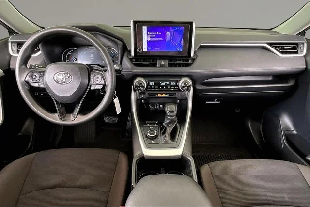 Used 2025 Silver Toyota LE image 7