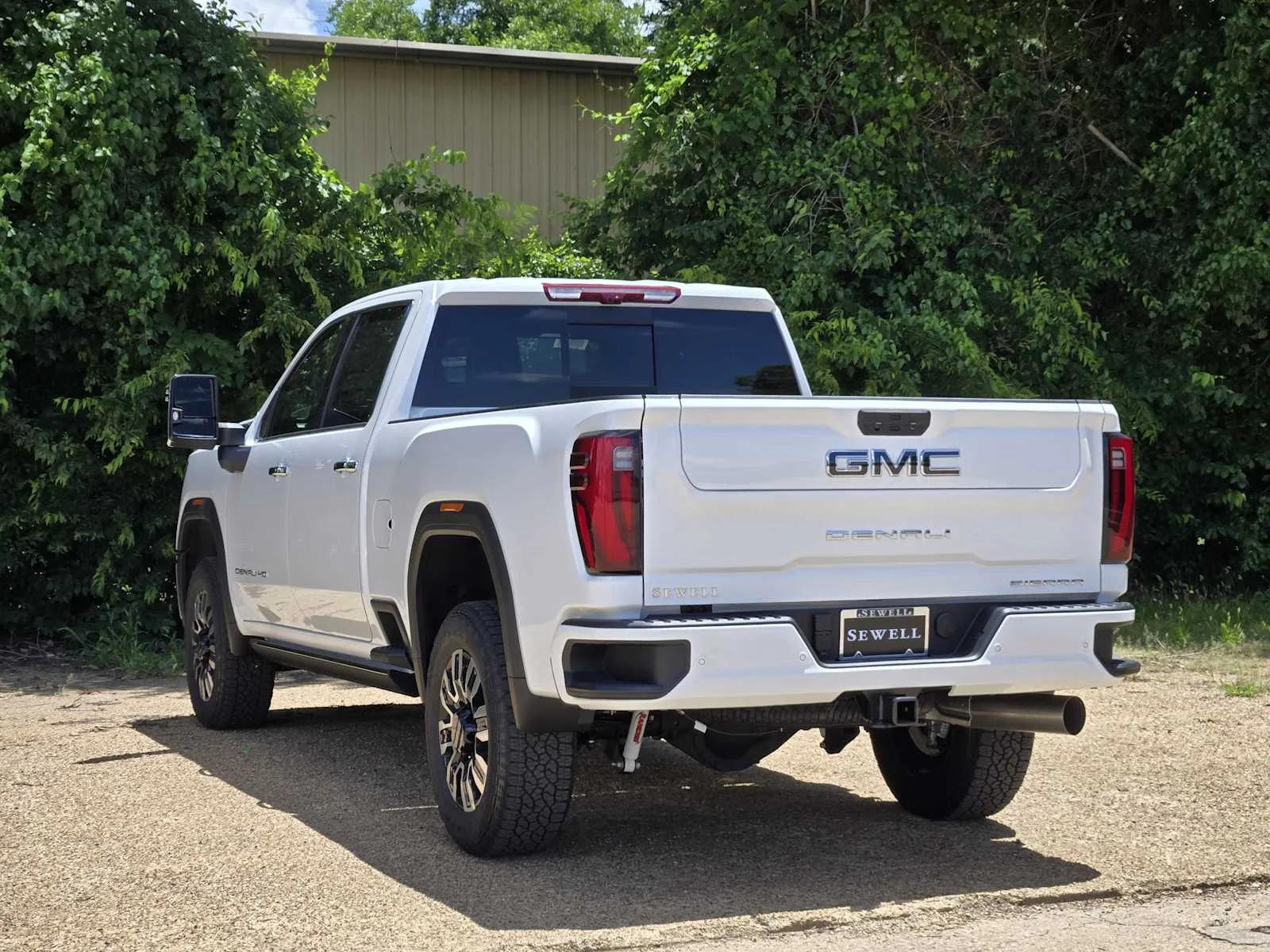 New 2026 Summit White GMC Denali Ultimate image 3