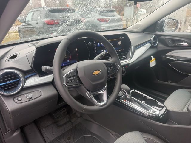 2026 Chevrolet Trax LT - Photo 19