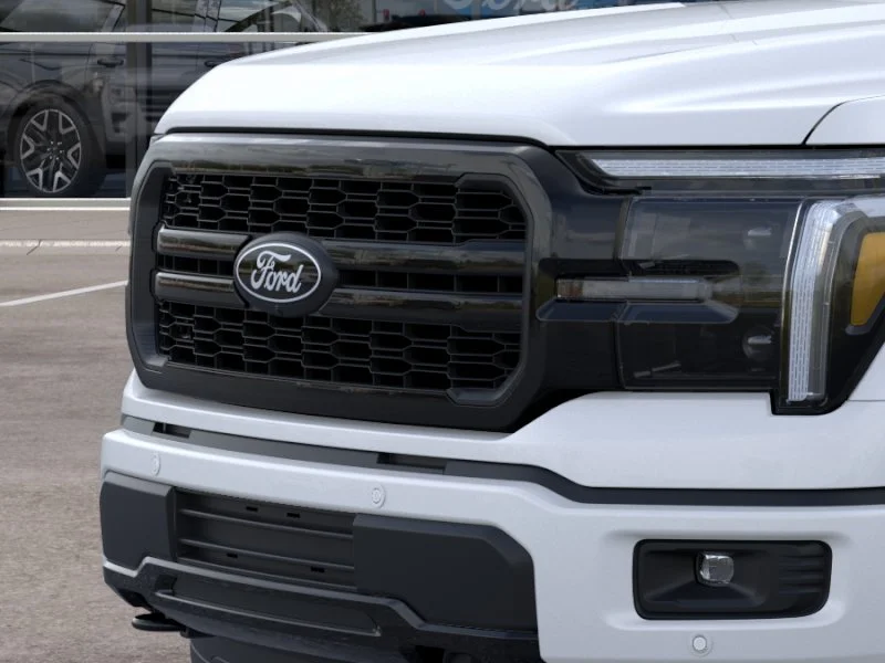 New 2026 Star White Metallic Tri-Coat Ford Lariat image 42