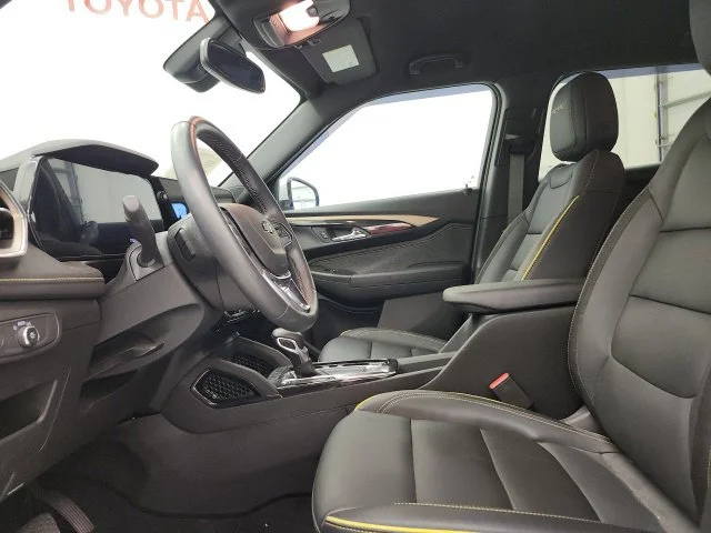 Used 2025 Blue Chevrolet ACTIV image 15