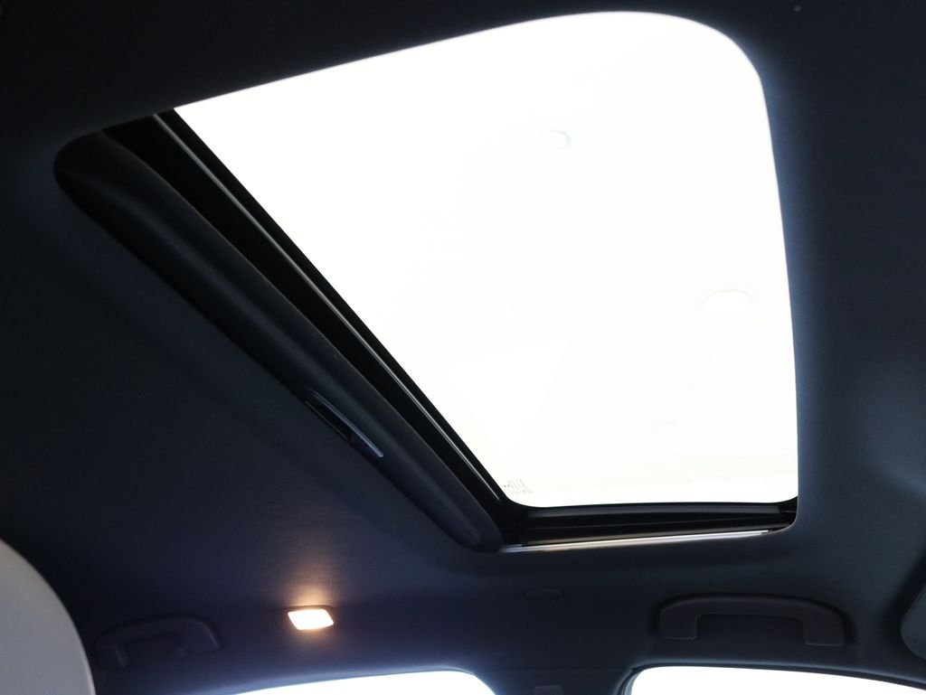 Certified Used 2025 Gray INFINITI LUXE image 35