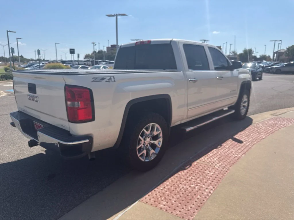 Used 2014 White GMC SLT image 4