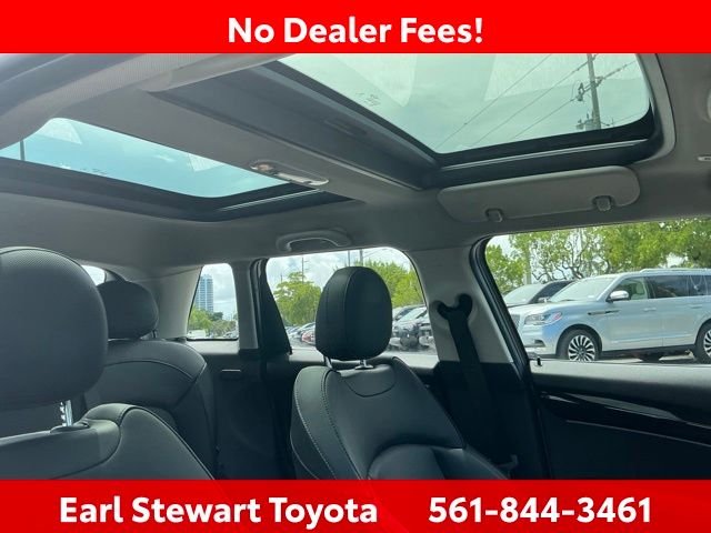 Used 2023 Gray MINI Signature image 36