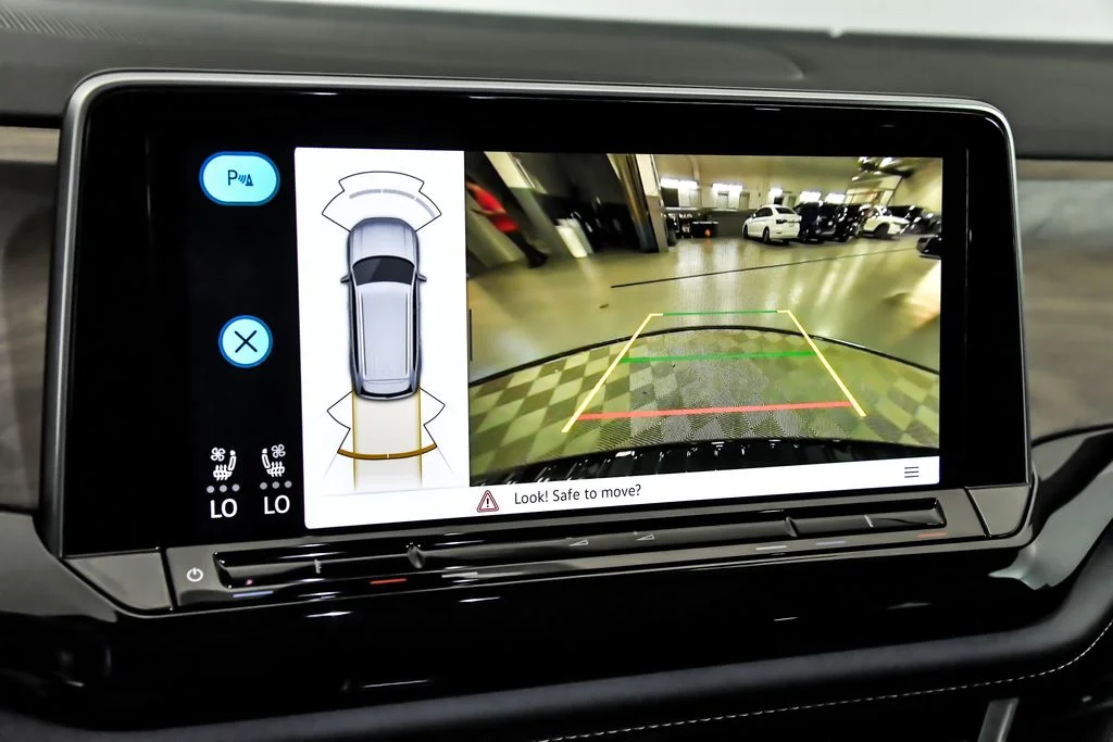 New 2026 Gray Volkswagen SE w/Technology image 11