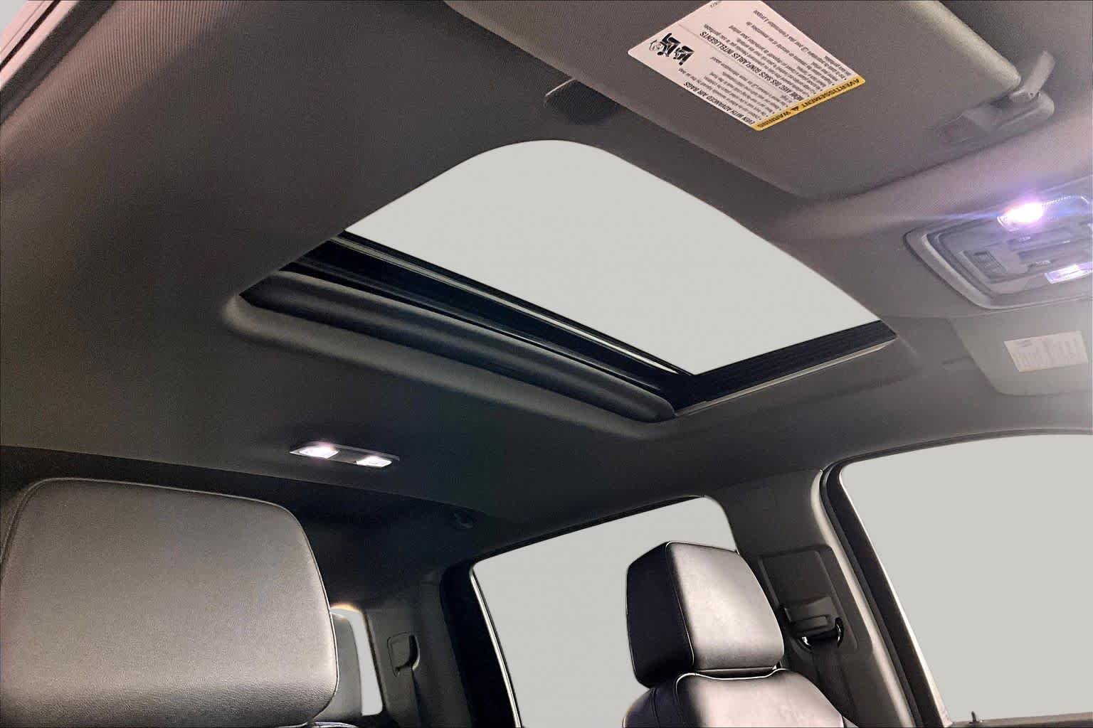 Used 2024 Sterling Metallic GMC Elevation image 14