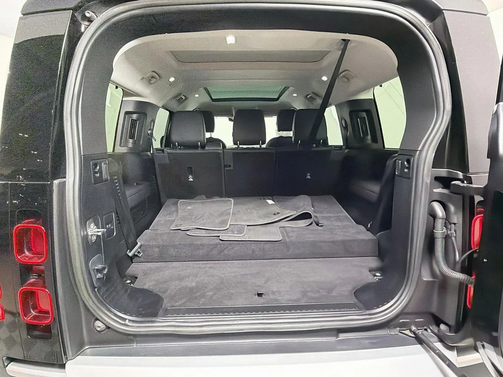 Certified Used 2023 Black Land Rover S image 28