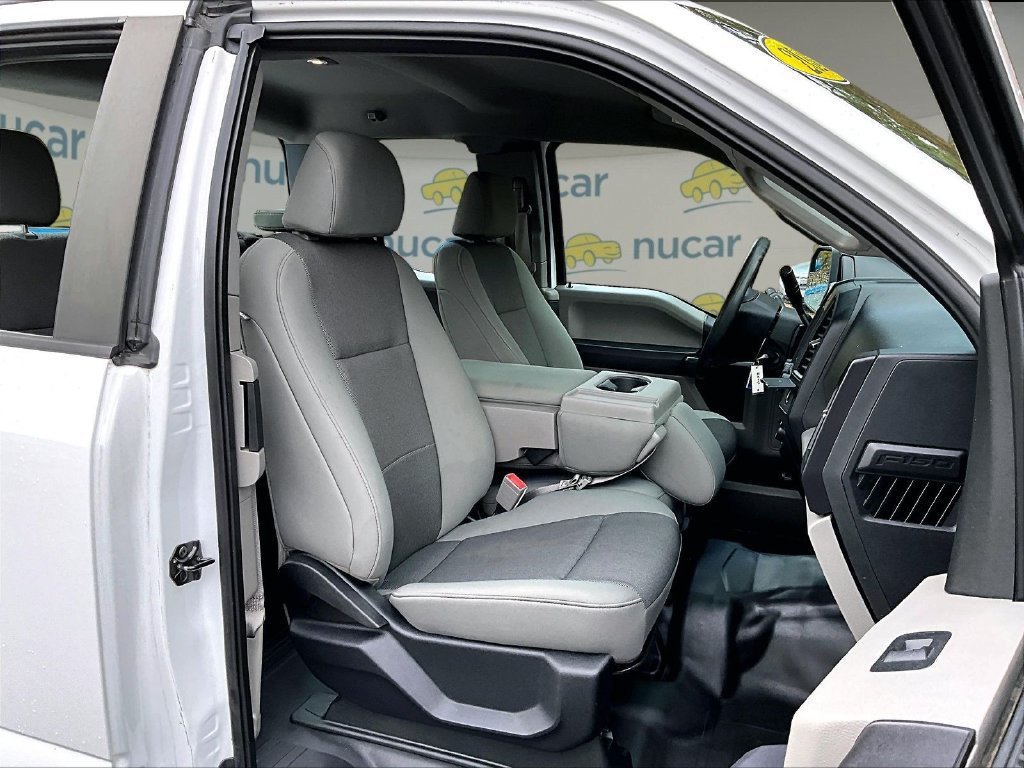 Used 2018 Oxford White Ford XL image 11